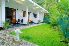 Dewmina Guest House